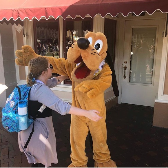 Mystery Box | Hidden Mickey Surprise Disney Box - Picture 6 of 8